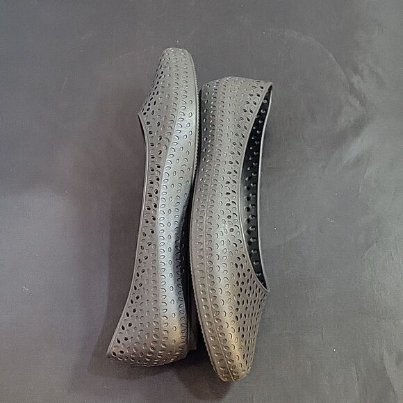 OKABASHI SAMANTHA ROUND TOE SLIP-ON WOMEN"S CUTOUT DESIGN WOMEN"S FLAT SHOE - Picture 7 of 14